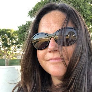 Meet your Posher, Andra